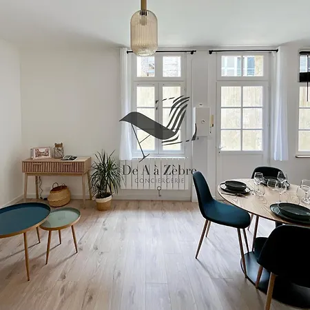 L'Escale D'Audry - Appartement Avec Cour Situe En Plein Coeur De Ville Rochefort  Exterior foto