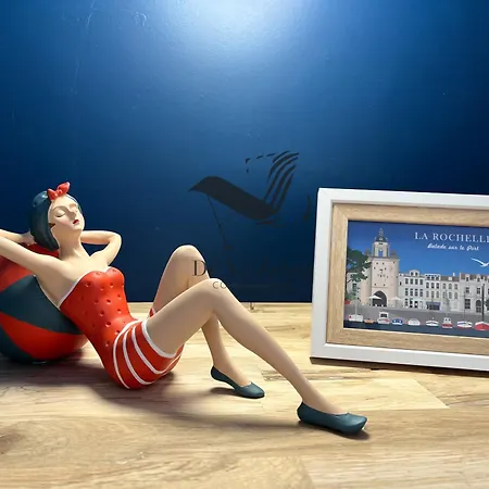 L'Escale D'Audry - Appartement Avec Cour Situe En Plein Coeur De Ville Rochefort  Exterior foto